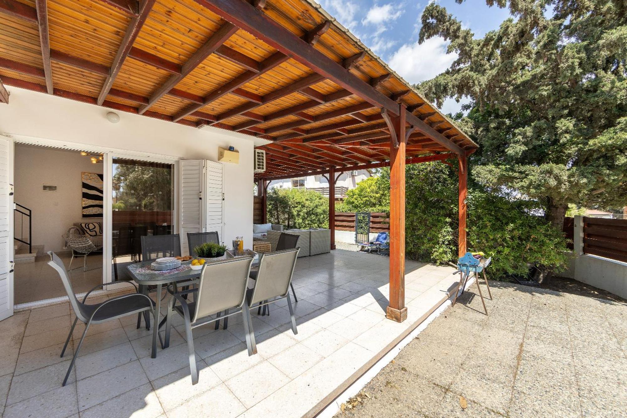 Larnaca Villa Marina Meneou ภายนอก รูปภาพ