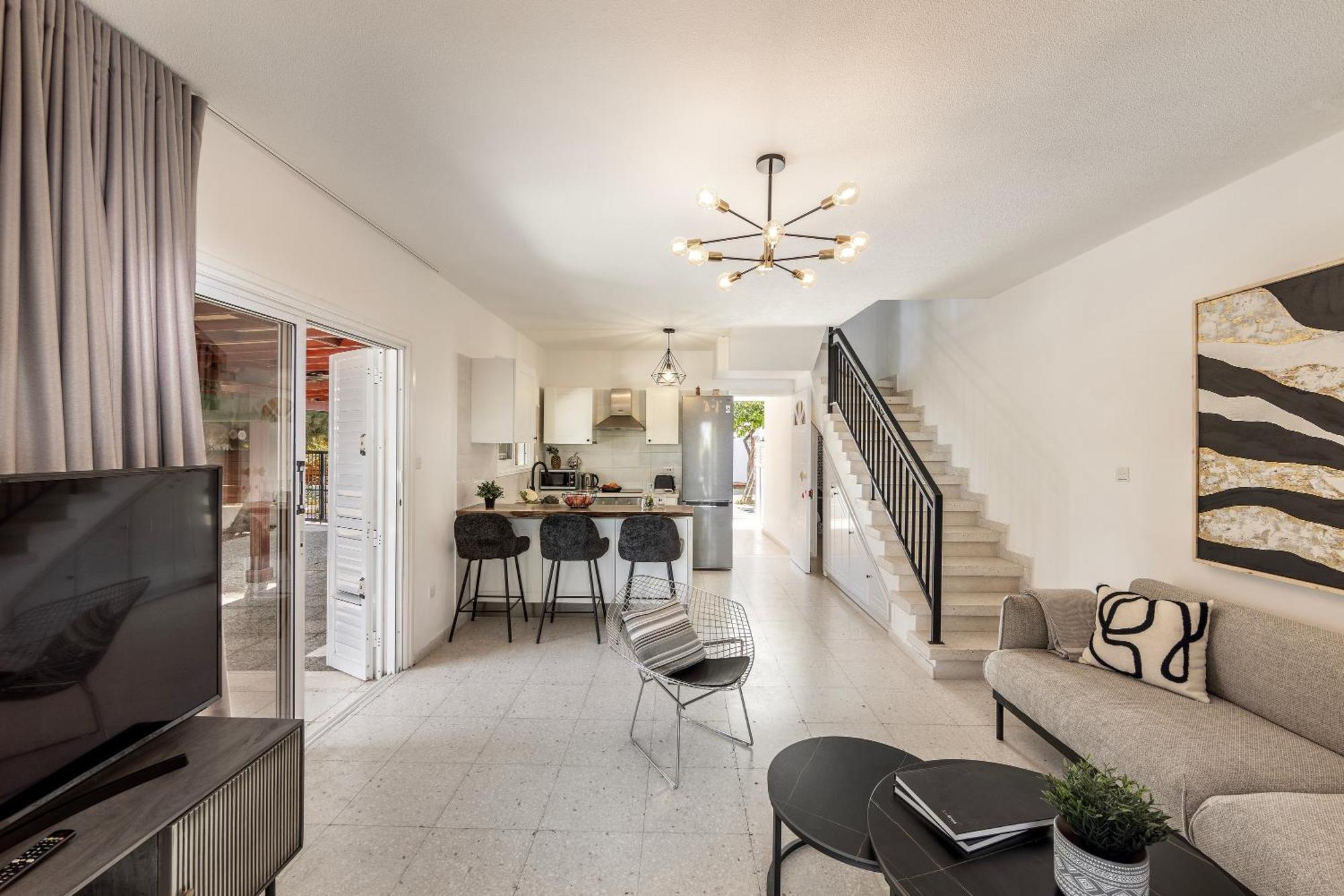 Larnaca Villa Marina Meneou ภายนอก รูปภาพ
