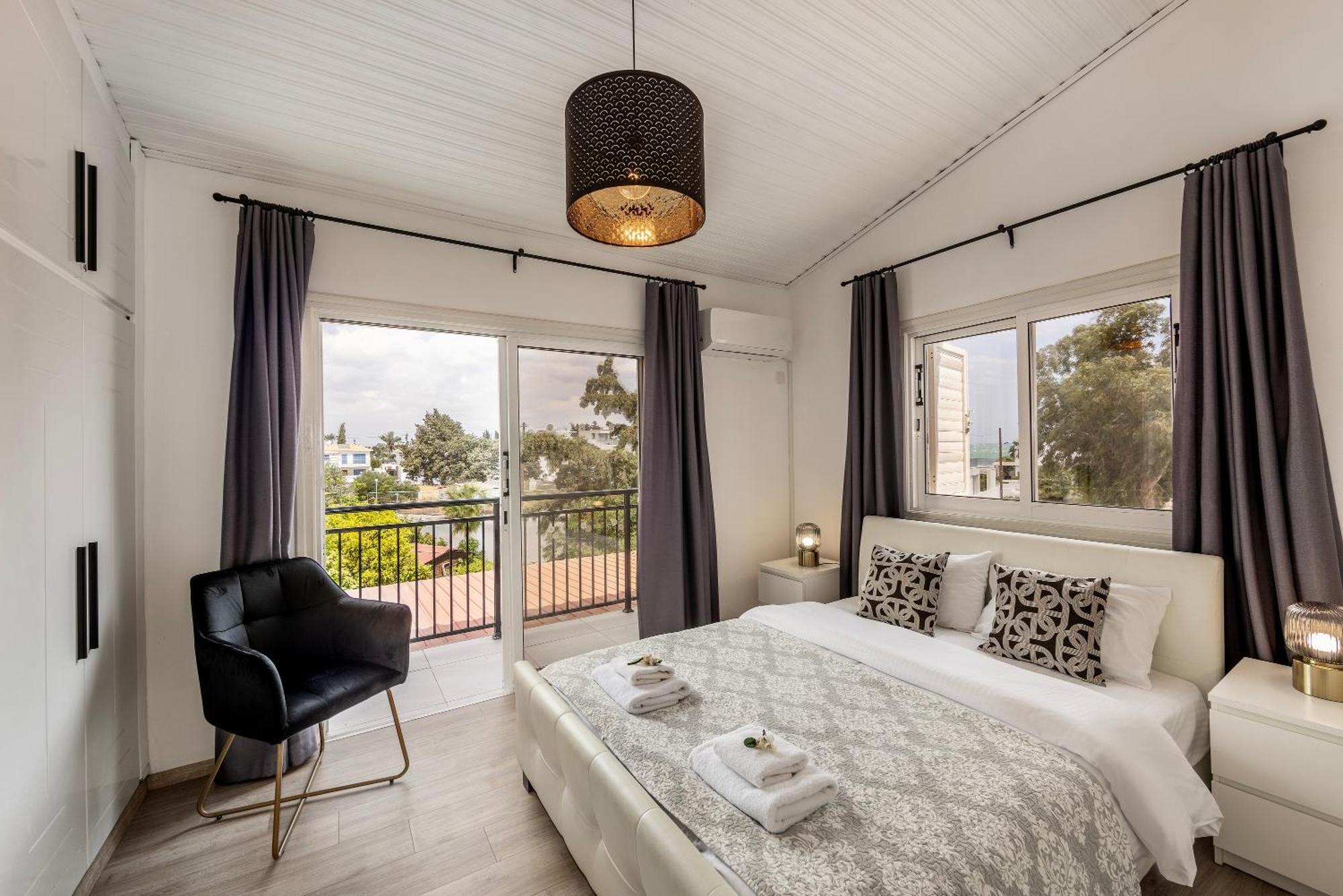 Larnaca Villa Marina Meneou ภายนอก รูปภาพ