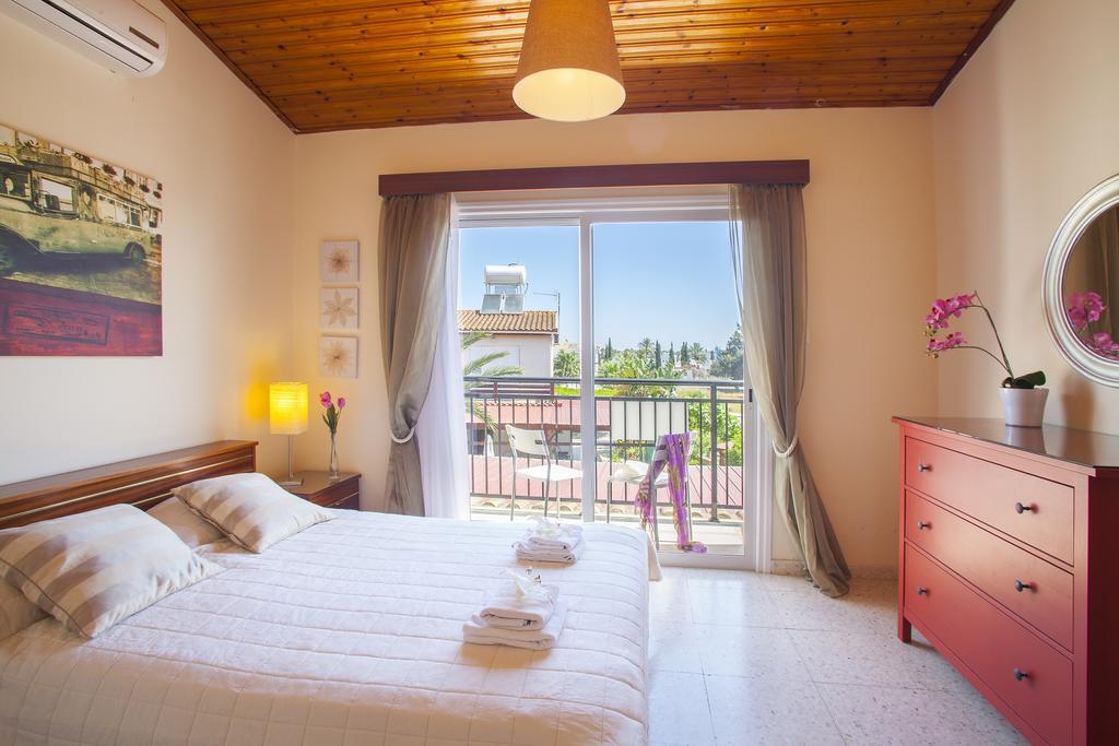 Larnaca Villa Marina Meneou ภายนอก รูปภาพ