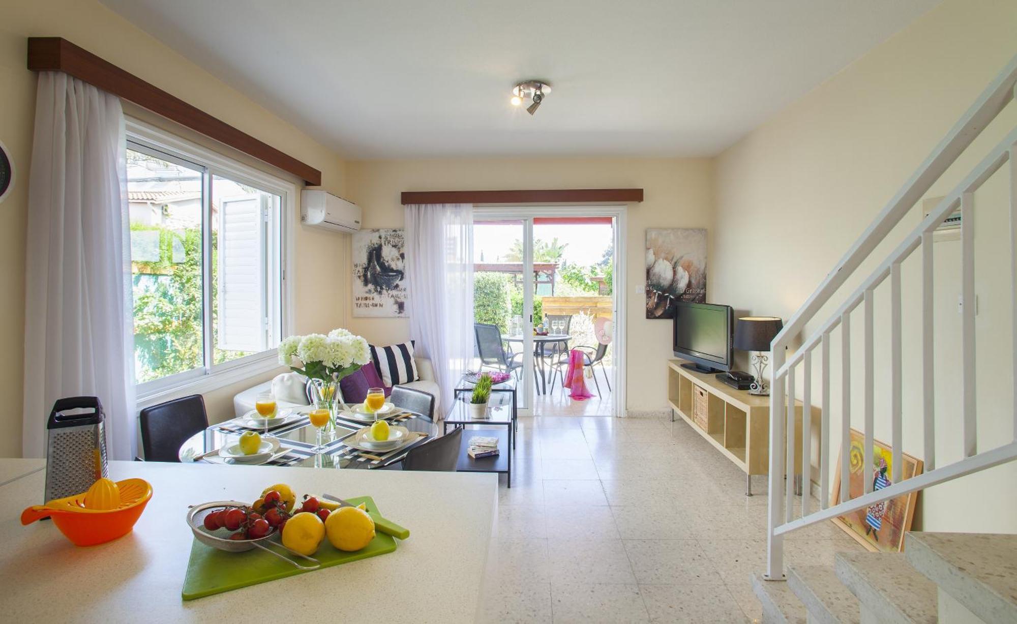 Larnaca Villa Marina Meneou ภายนอก รูปภาพ
