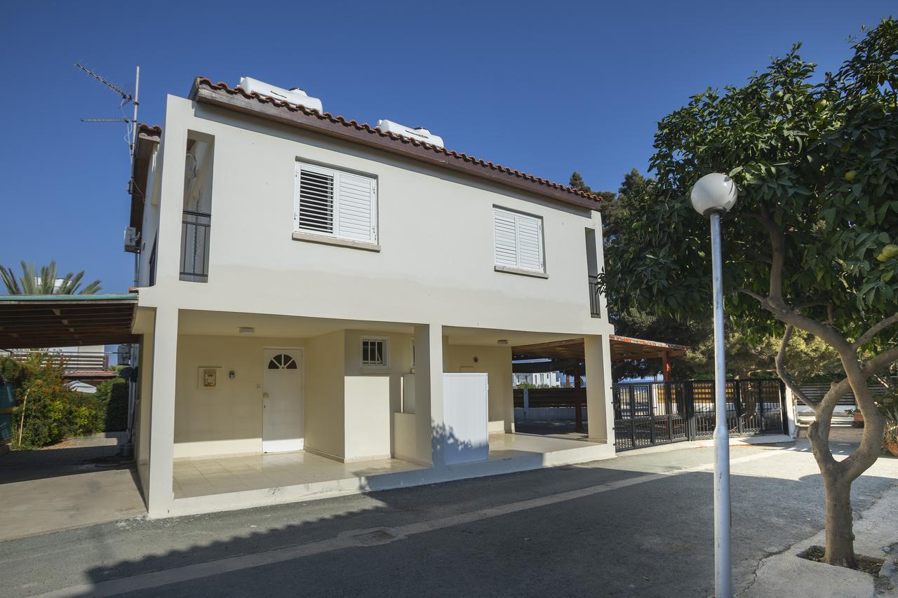 Larnaca Villa Marina Meneou ภายนอก รูปภาพ